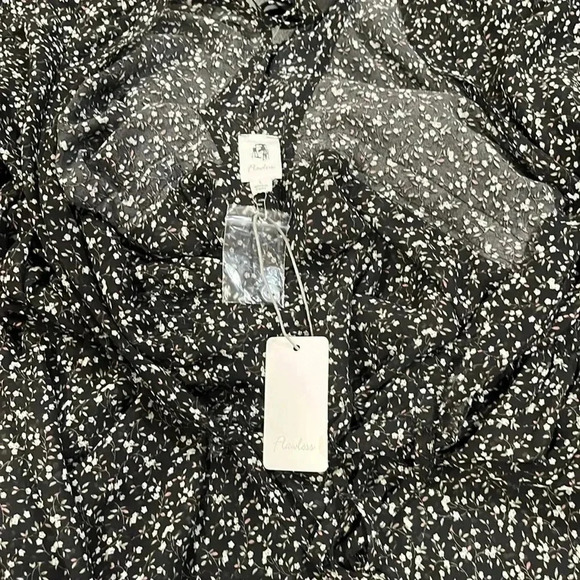 🍀2/$22 NWT Maxi Flawless Boutique Black Ditsy Flutter Sleeve Dress Womens Large - Picture 5 of 9
